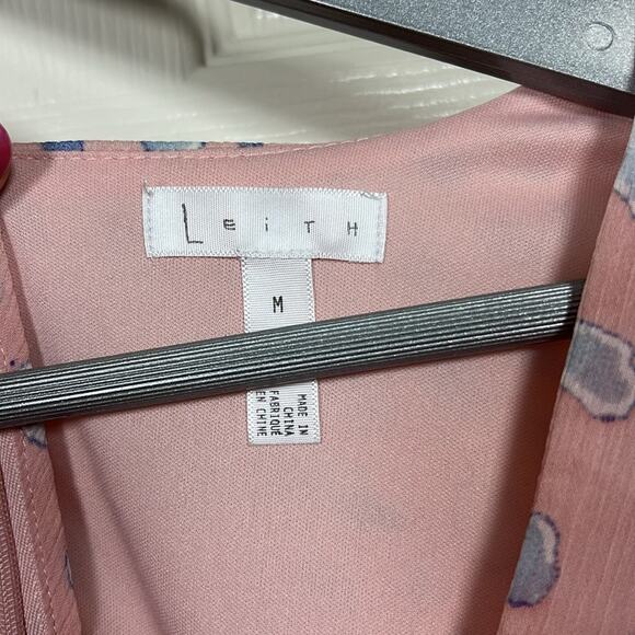 Leith Blush Pink Mini Dress V Neck Tiered Ruffle Skirt Medium 8 / 10 Coquette - Picture 2 of 6